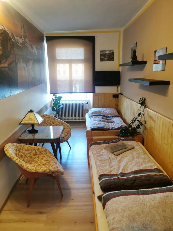 U Cerneho Orla Apartman Vidnava Kültér fotó