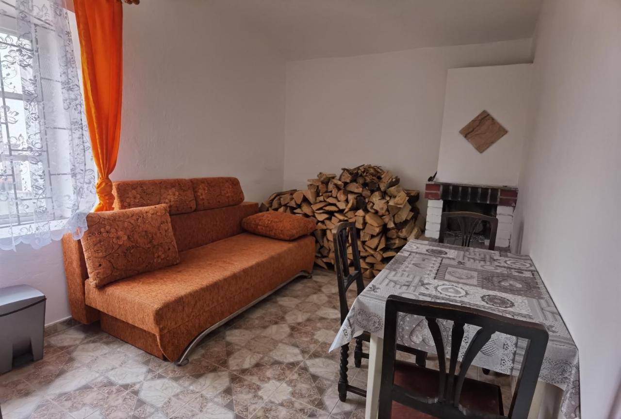 U Cerneho Orla Apartman Vidnava Kültér fotó